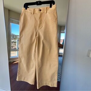 GAP High-waist, Wide Leg denim pant in sunflower yellow. Size 10